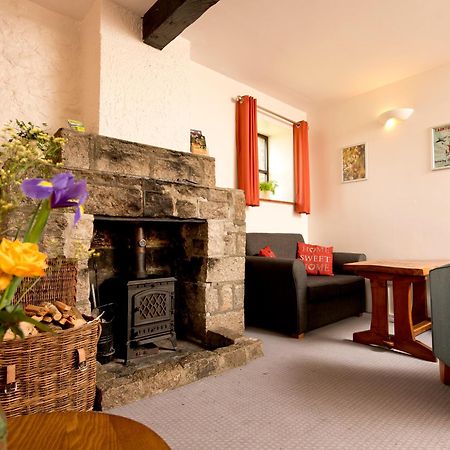 Yha Dartmoor Hostel Postbridge Kültér fotó