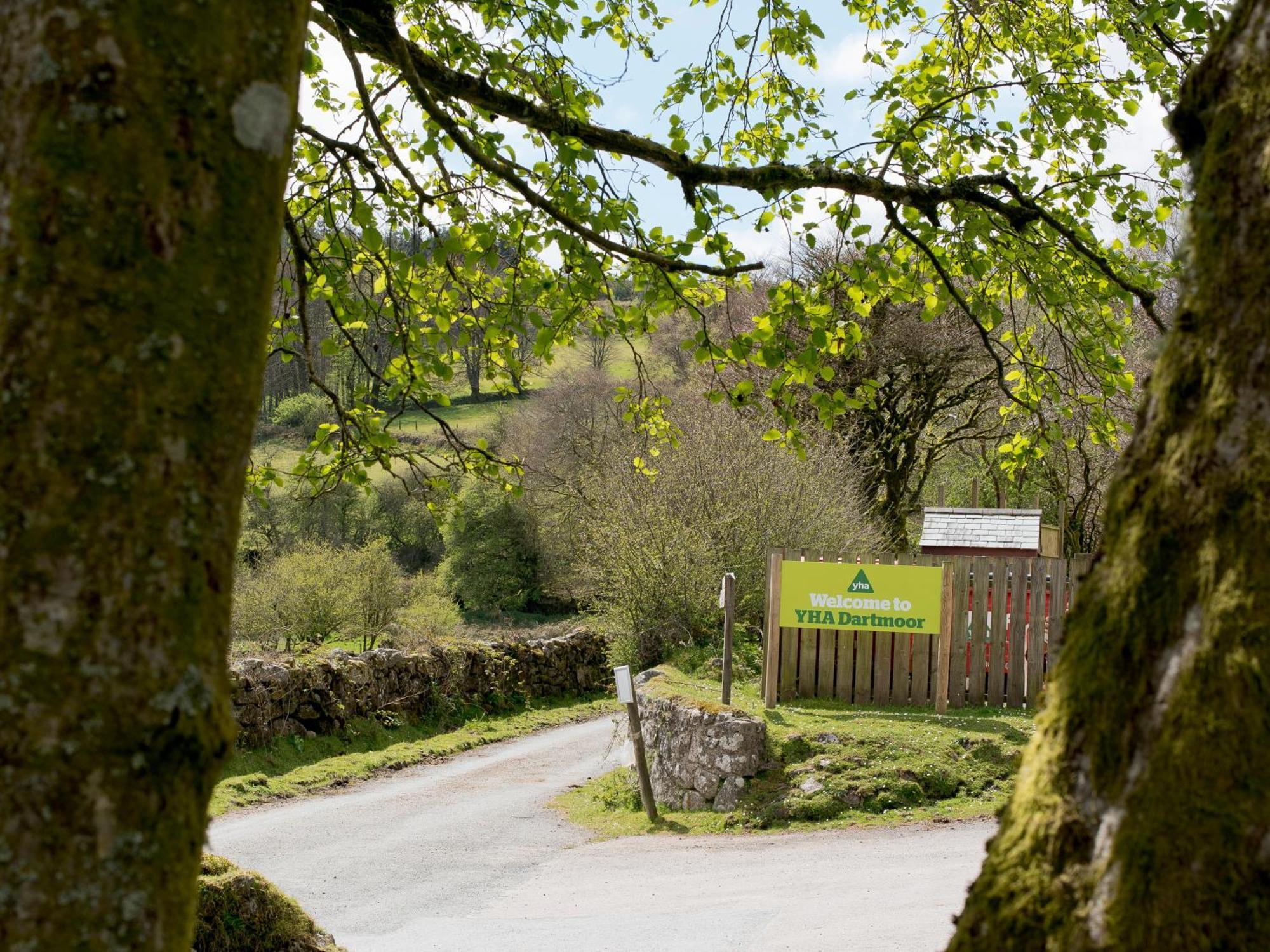 Yha Dartmoor Hostel Postbridge Kültér fotó