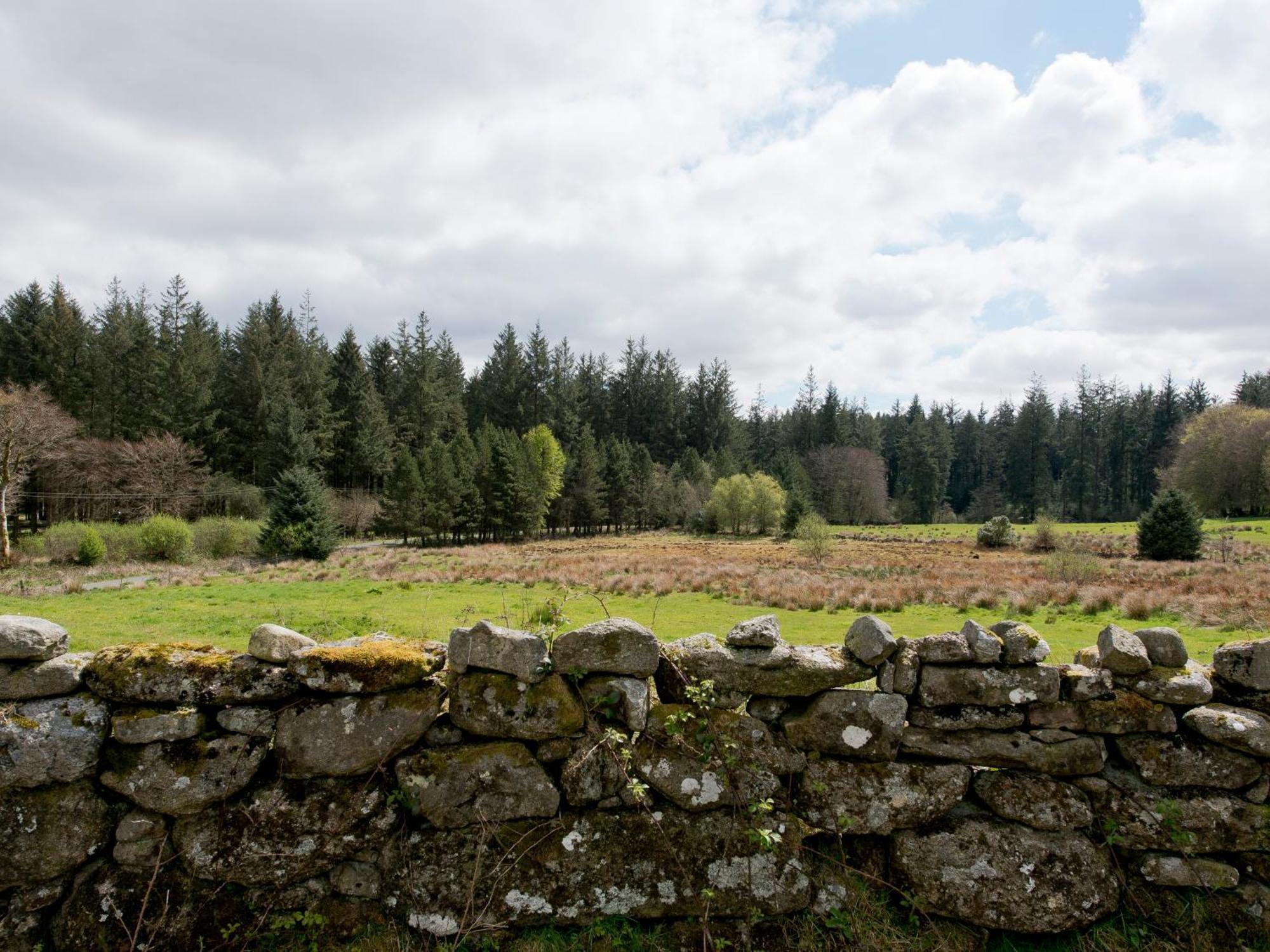 Yha Dartmoor Hostel Postbridge Kültér fotó